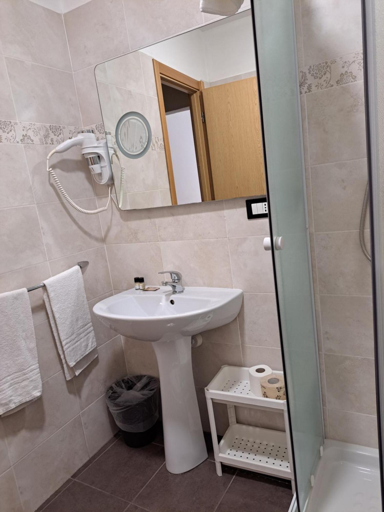 B&B Leonum Firenze Eksteriør billede